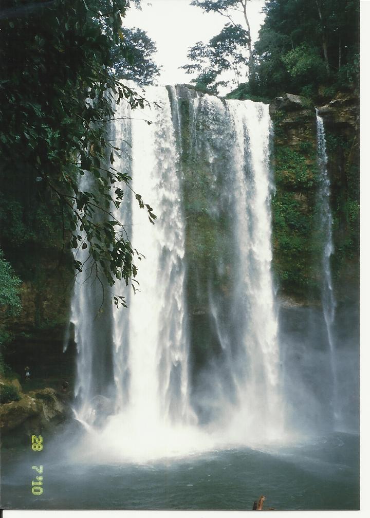 13. vodopád Missol- Ha